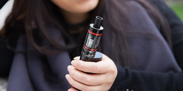 Learn about the most common vape tank eros and how to fix them.